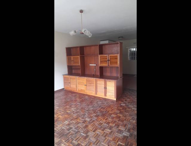 1 bed property to rent in SAVOY ESTATE